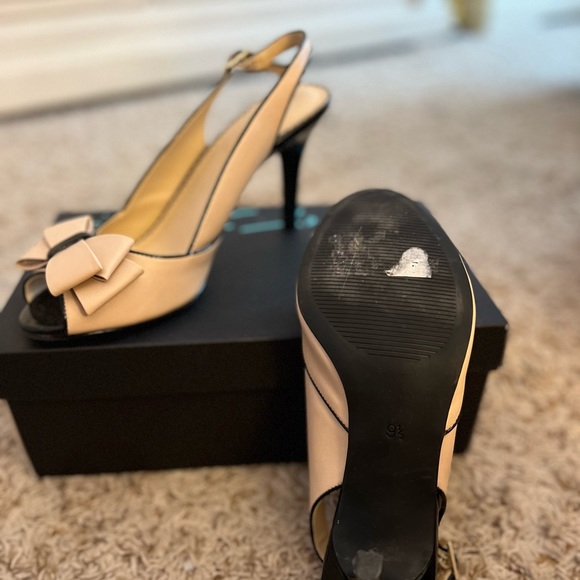 Kelly and Katie Bow Heels - Picture 5 of 5